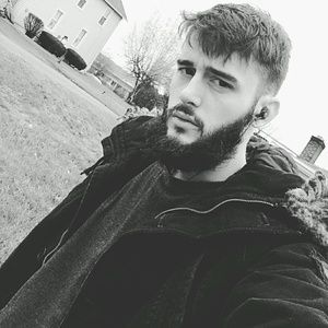 Meet your Posher, Dylan